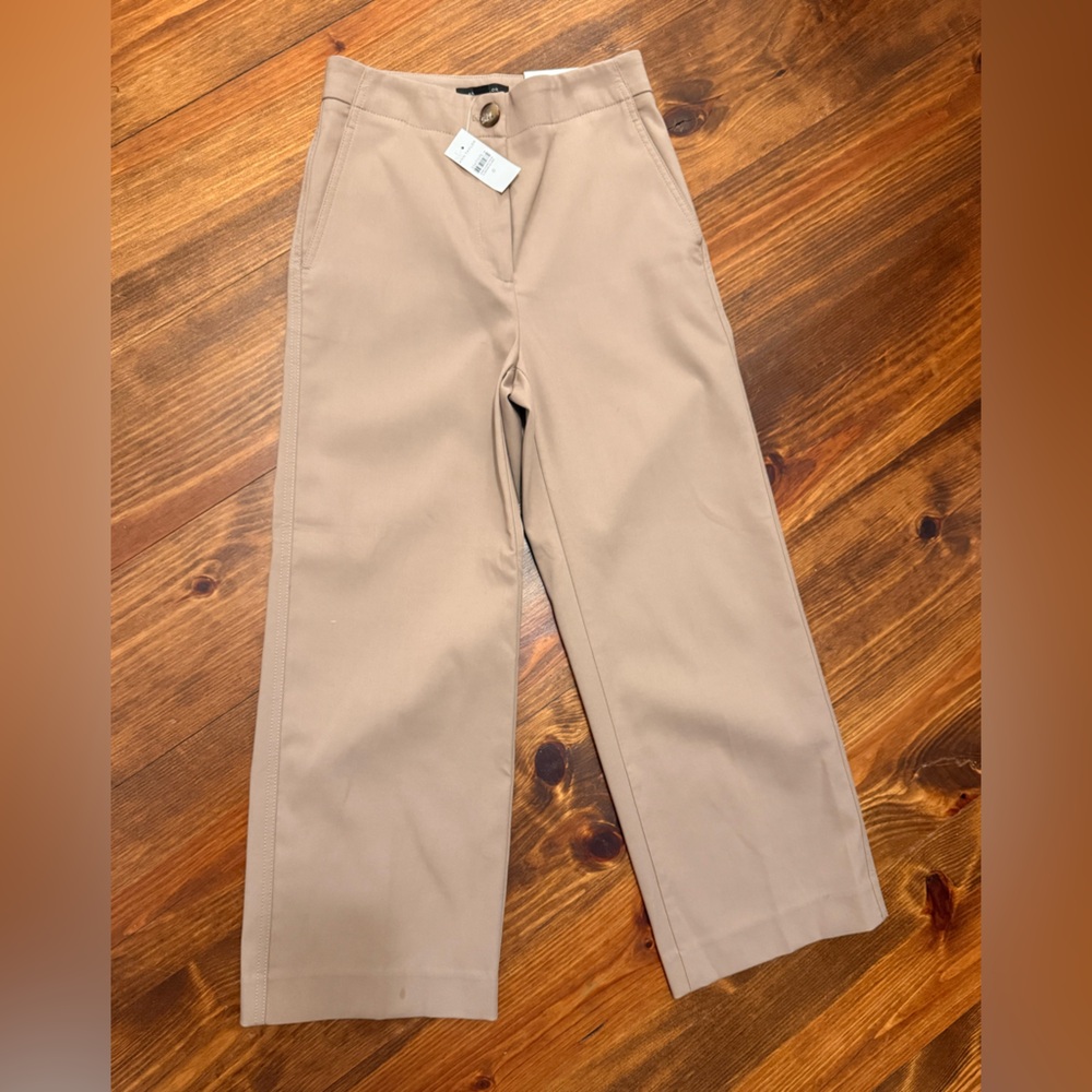 Ann Taylor NWT Wide Leg Crop Tan Cropped Pant